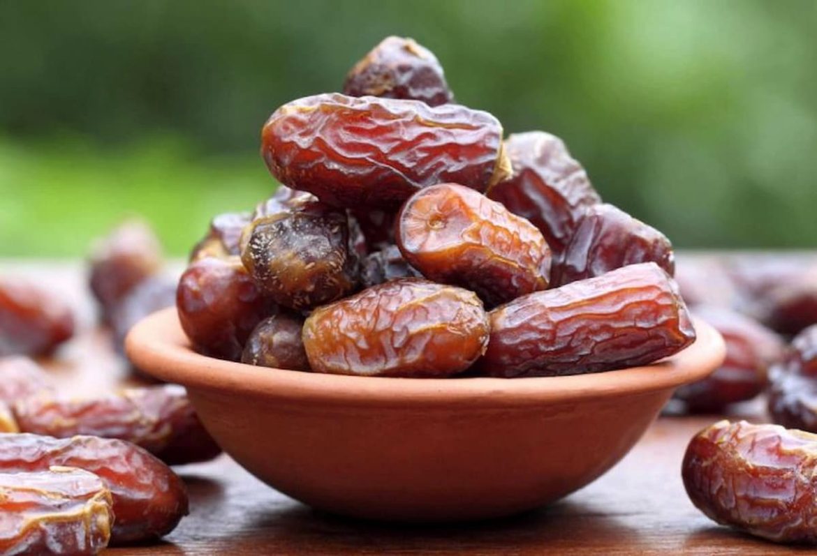 Excellent price for buying Ajwa dates