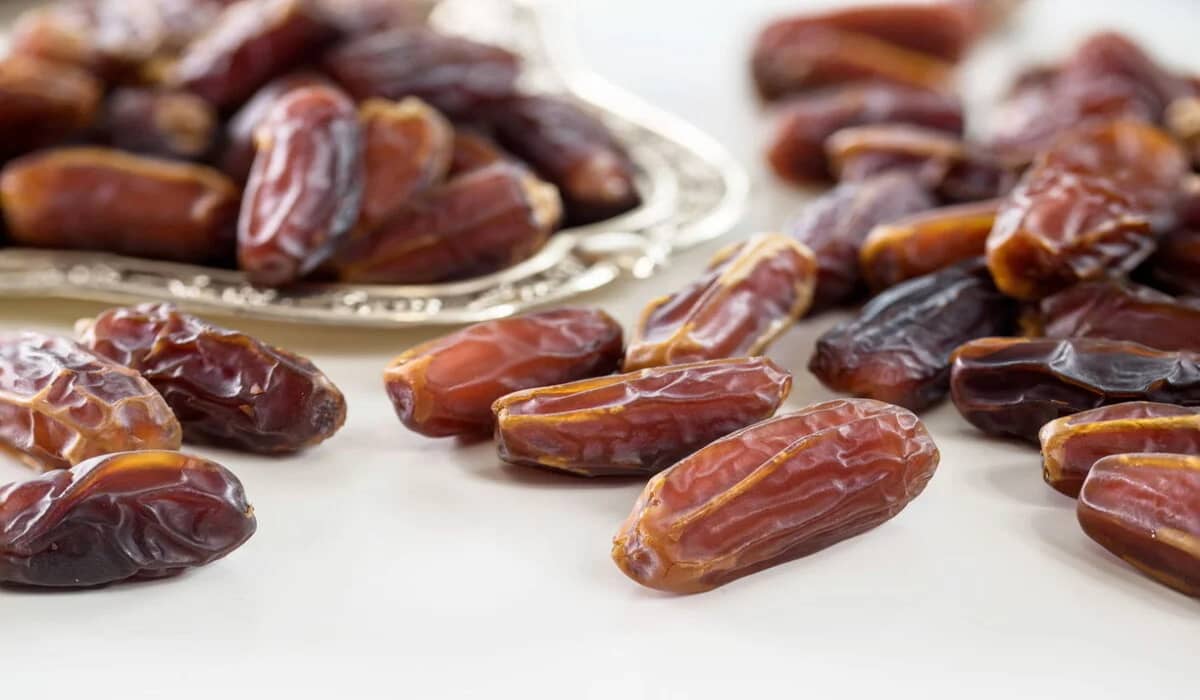  Top quality safawi dates| buy at a cheap price 