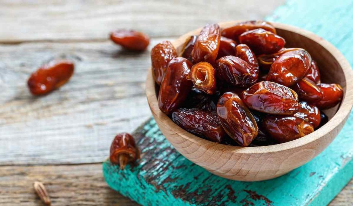 Buy All Kinds of Rutab Mazafati Dates + Price