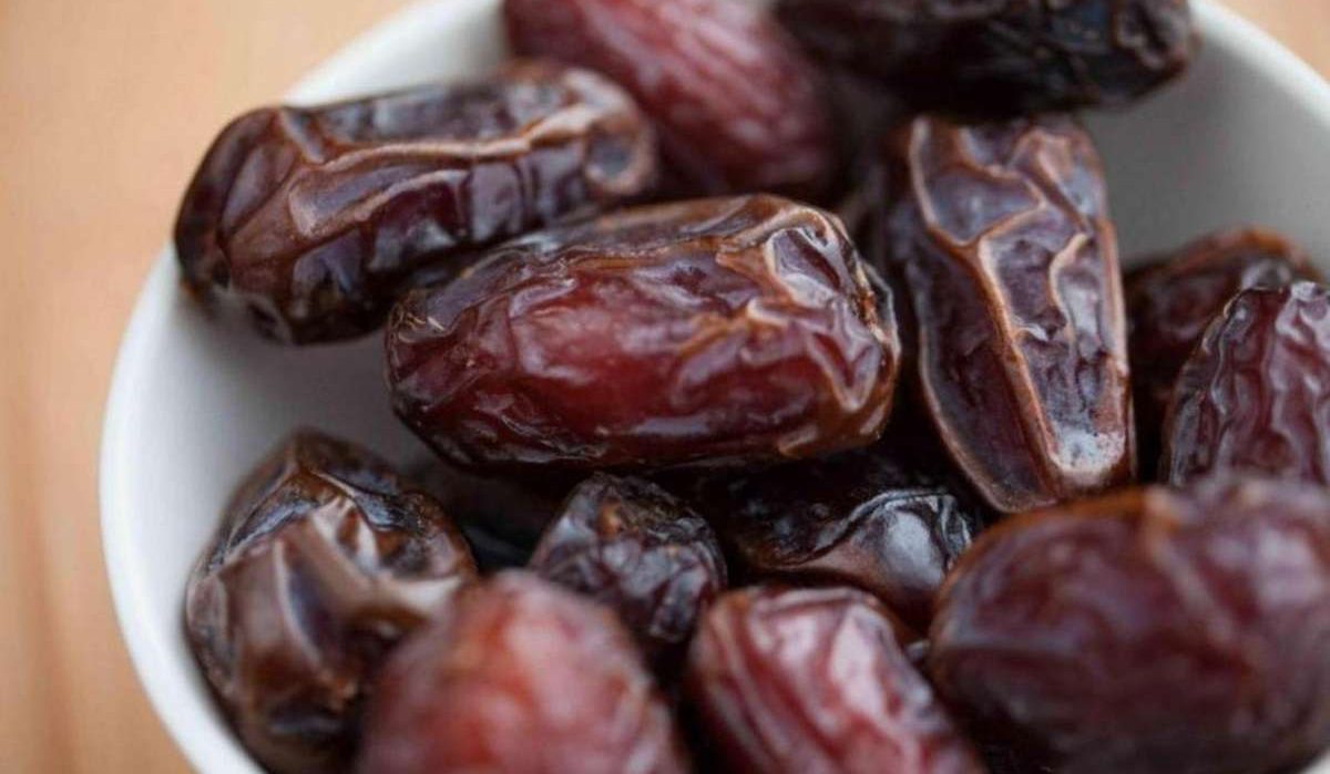  Buy All Kinds of Rutab Mazafati Dates + Price 