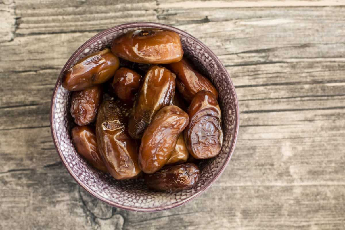  date fruit benefits to man 