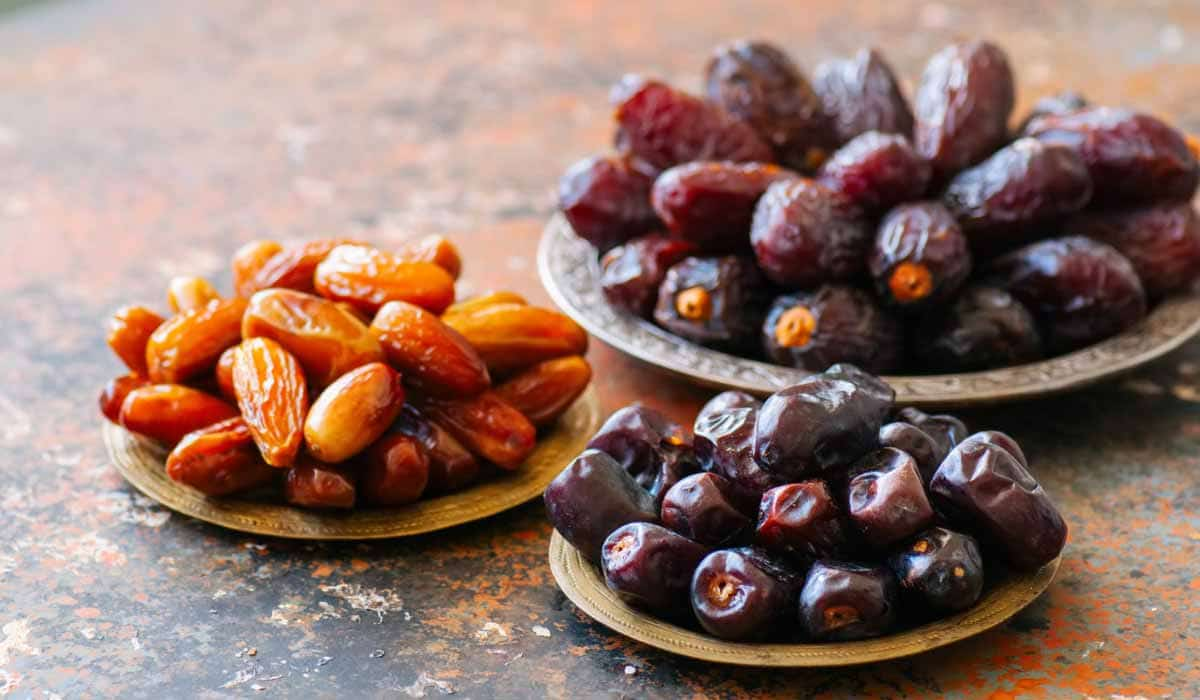  Buy All Kinds of Khadrawy Dates at the Best Price 