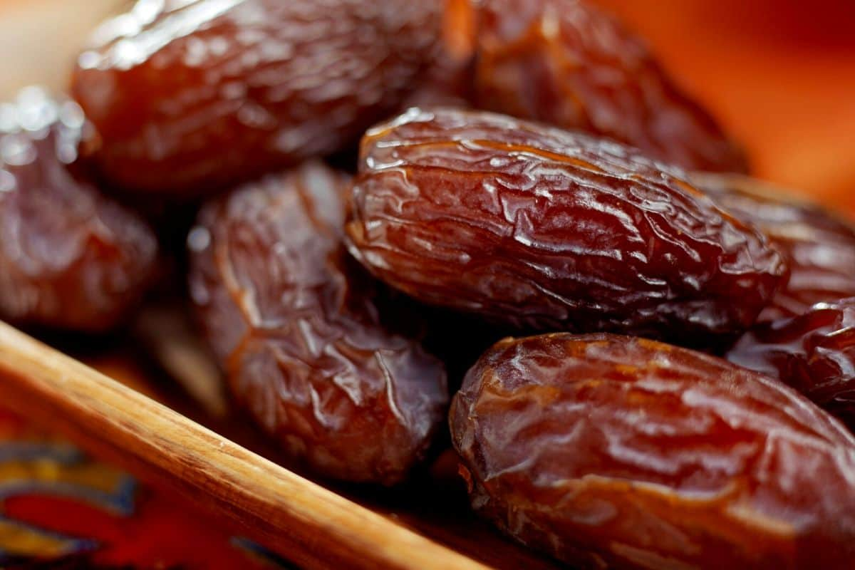  Buy All Kinds of Iranian Sayer Dates + Price 