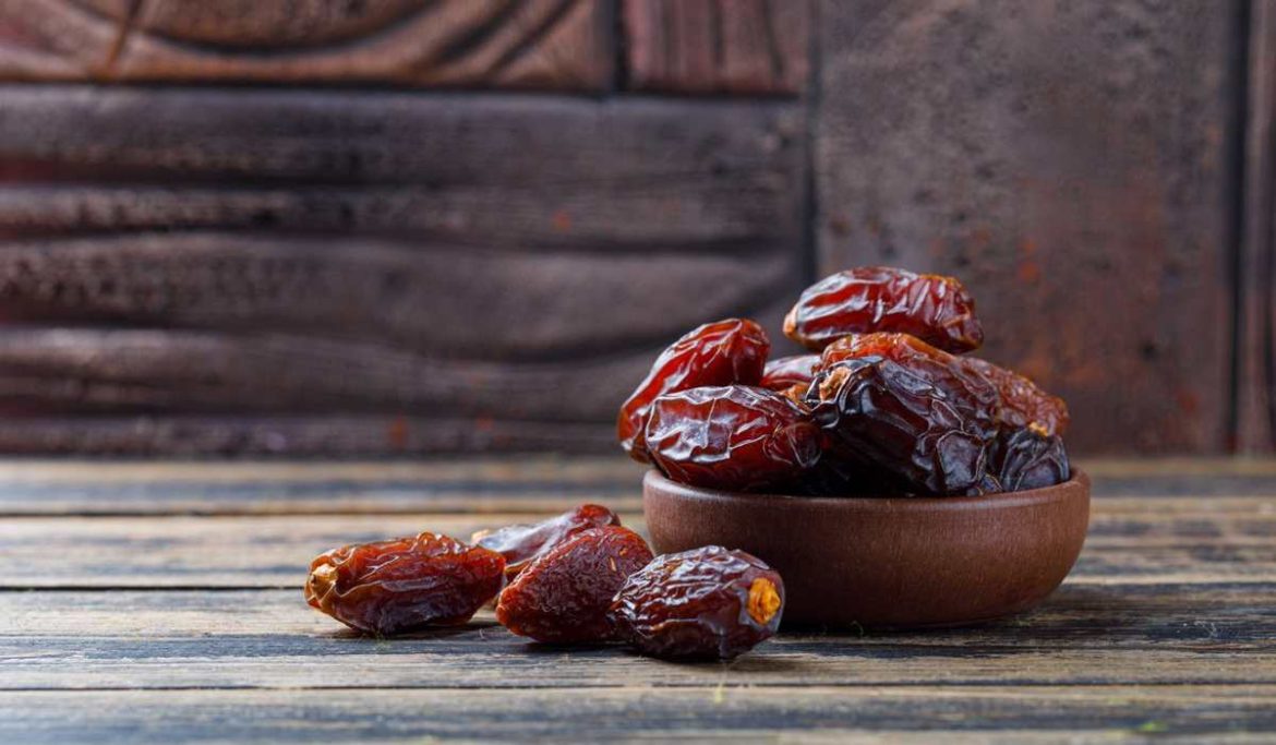 Introduction of Ajwa dates for young babies + Best buy price