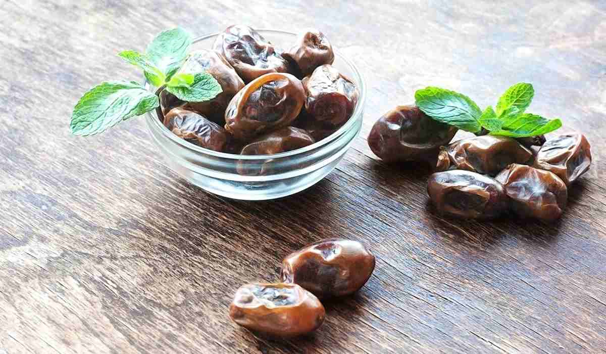  The Price of Stoned Dates + Purchase of Various Types of Stoned Dates 