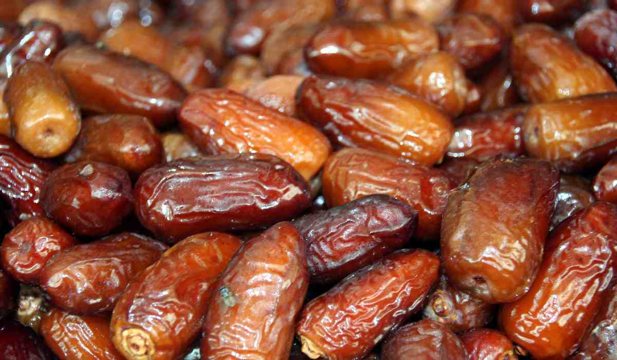  Deglet noor dates Purchase Price + Preparation Method 