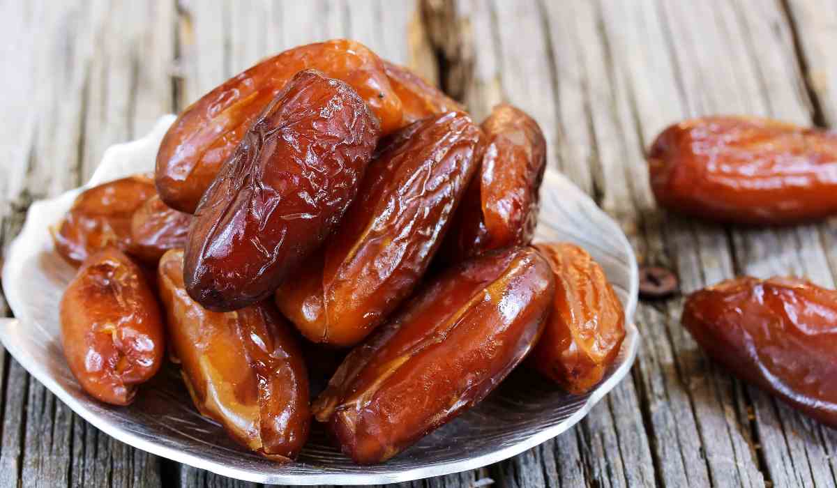  Deglet noor dates Purchase Price + Preparation Method 