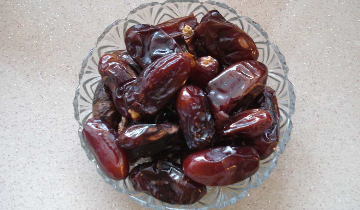  what are the benefits of black dates 