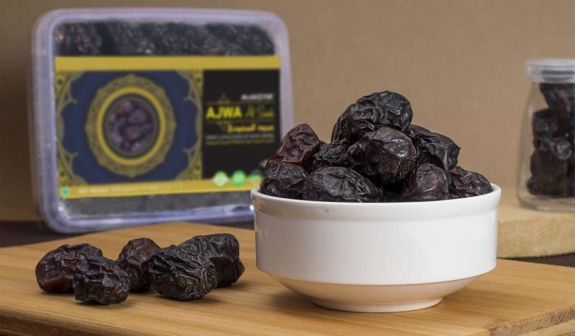 Buy juicy Ajwa healthy dates + great price