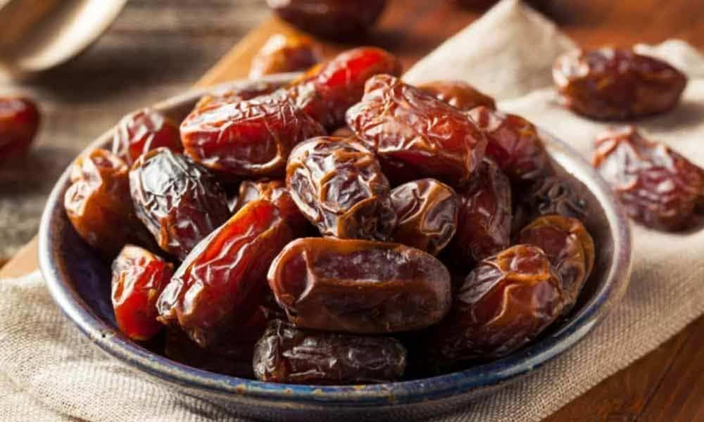  The Purchase Price of Dates Produced From Production to Consumption In wholesale and retail 