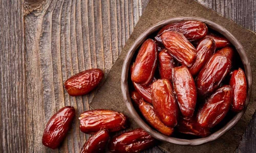  The Purchase Price of Dates Produced From Production to Consumption In wholesale and retail 