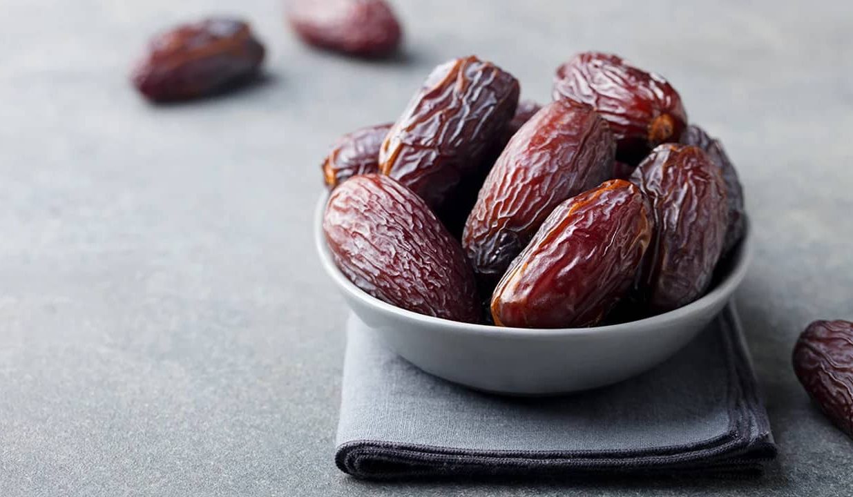  medjool dates vs pitted dates size 