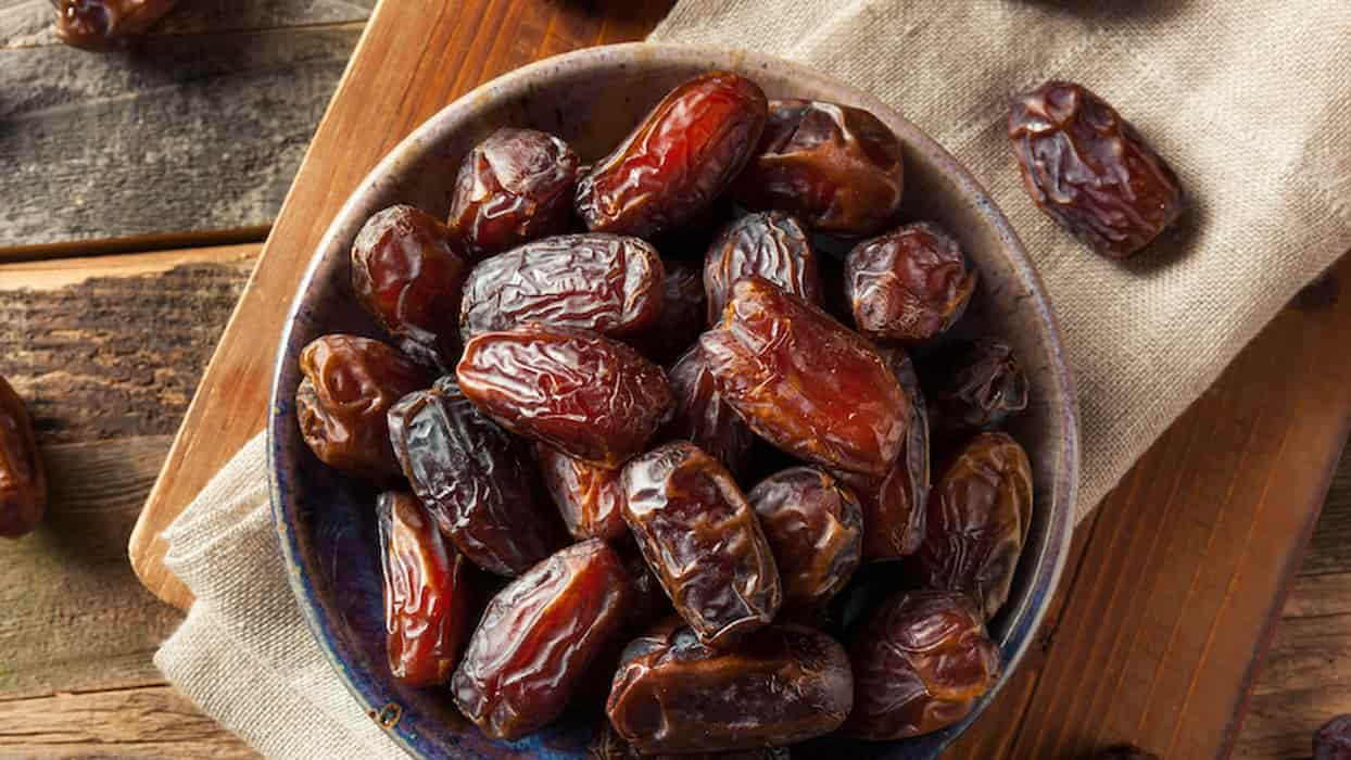  commercial deglet noor vs medjool dates nutrition 