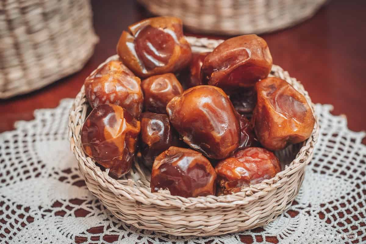  Buy all kinds of Stamaran Dates at the best price 