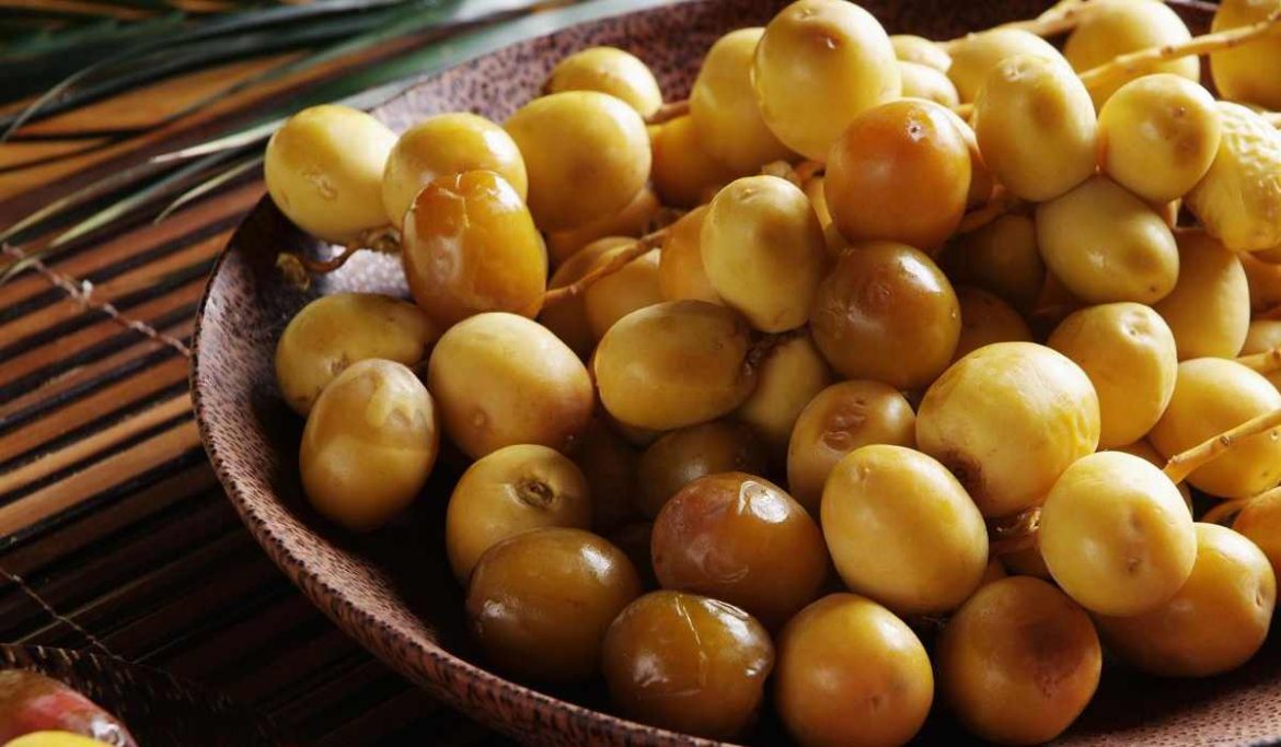 yellow Barhi dates calories purchase price + Properties, disadvantages and advantages